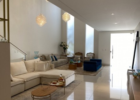 Sobrado Jardins Mnaco - Casa em Condomnio de 5 quartos 360m no Jardins Mnaco em Aparecida de Goinia