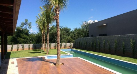 Casa em Condomnio - Casa em Condomnio de 3 quartos 400m no Jardins Munique em Goinia